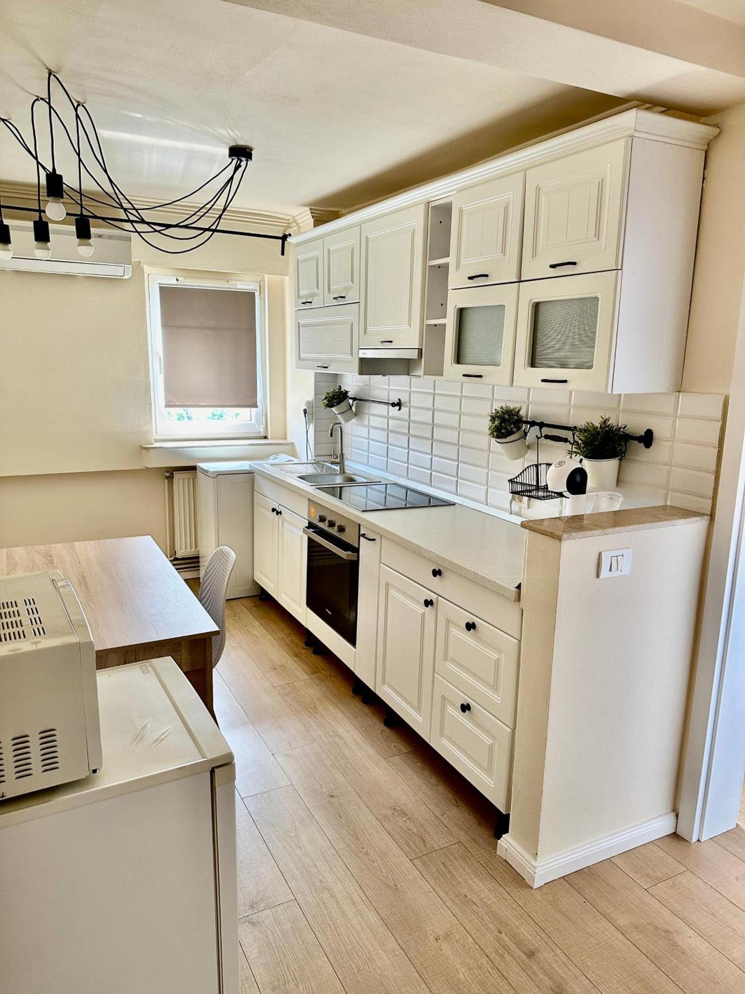 Tim View Apartament Lägenhet Alba Iulia Exteriör bild